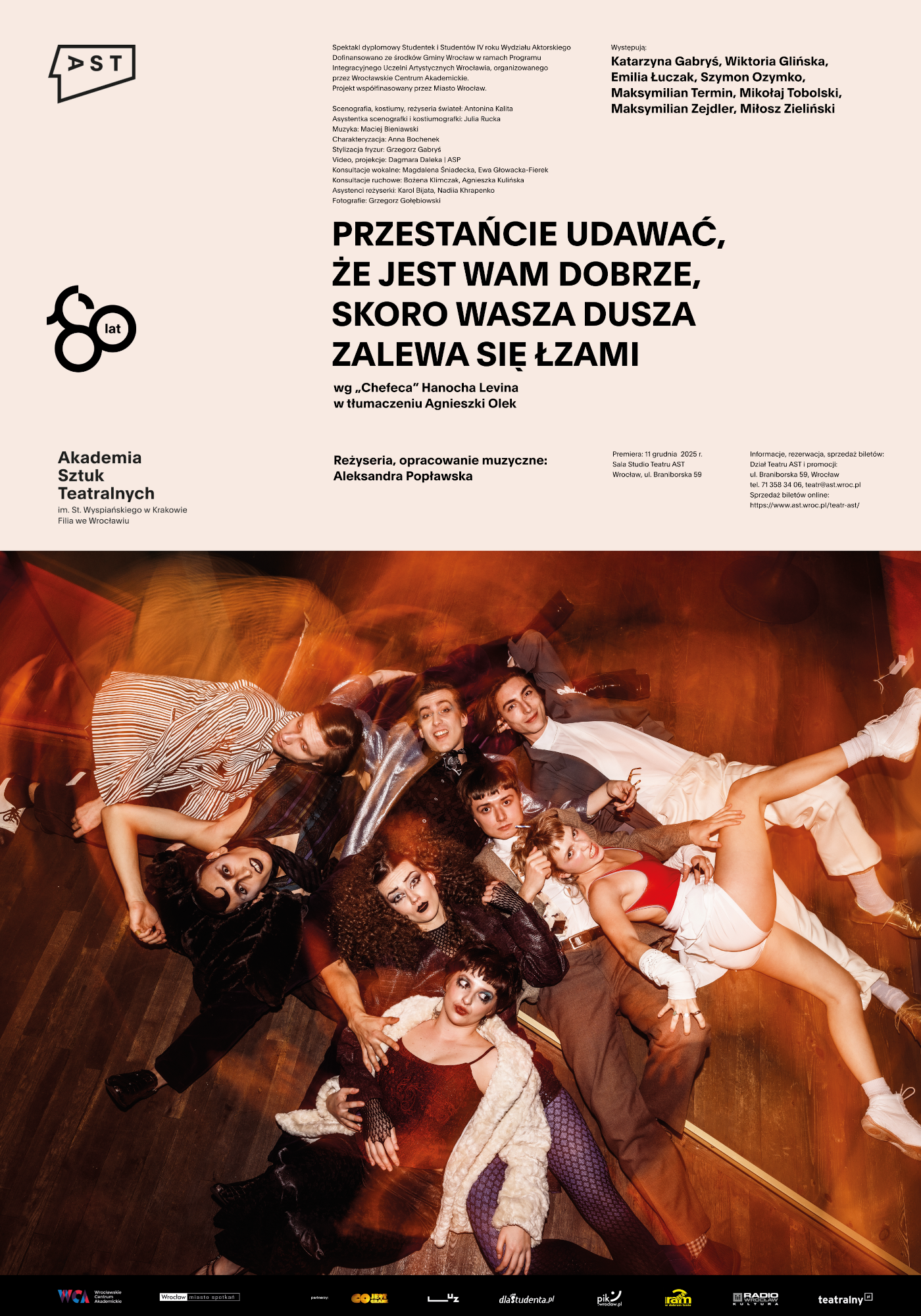 Opis: PRZESTAŃCIE UDAWAĆ, ŻE JEST